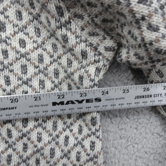 L.L. Bean Gray Patterned Nordic Wool Blend Cardigan Sweater - Picture 9 of 10